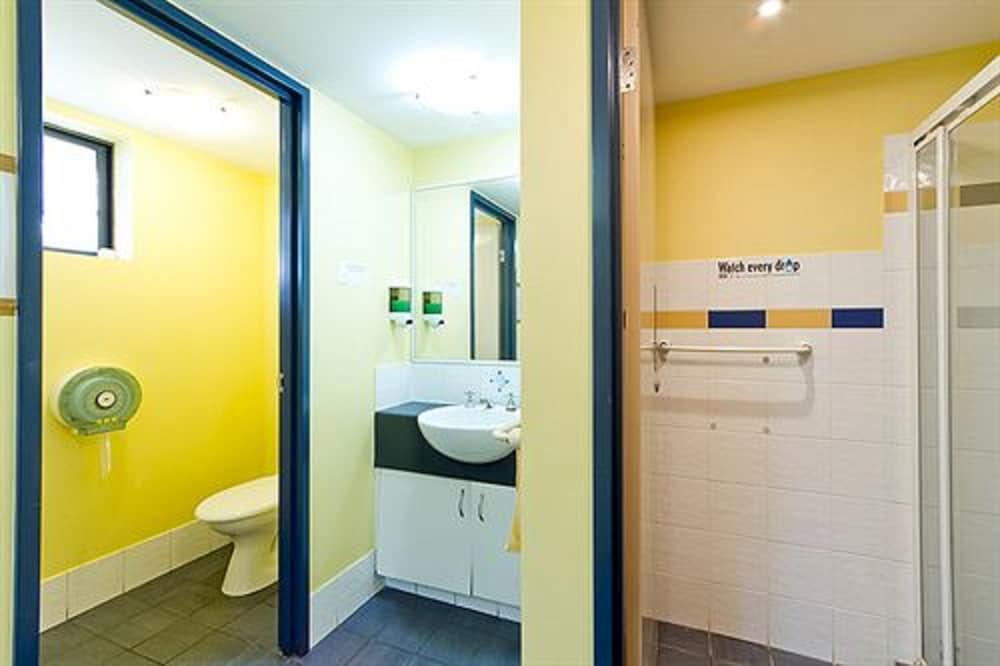 Arrival Lodge Hostel Accommodation Gold Coast Ngoại thất bức ảnh