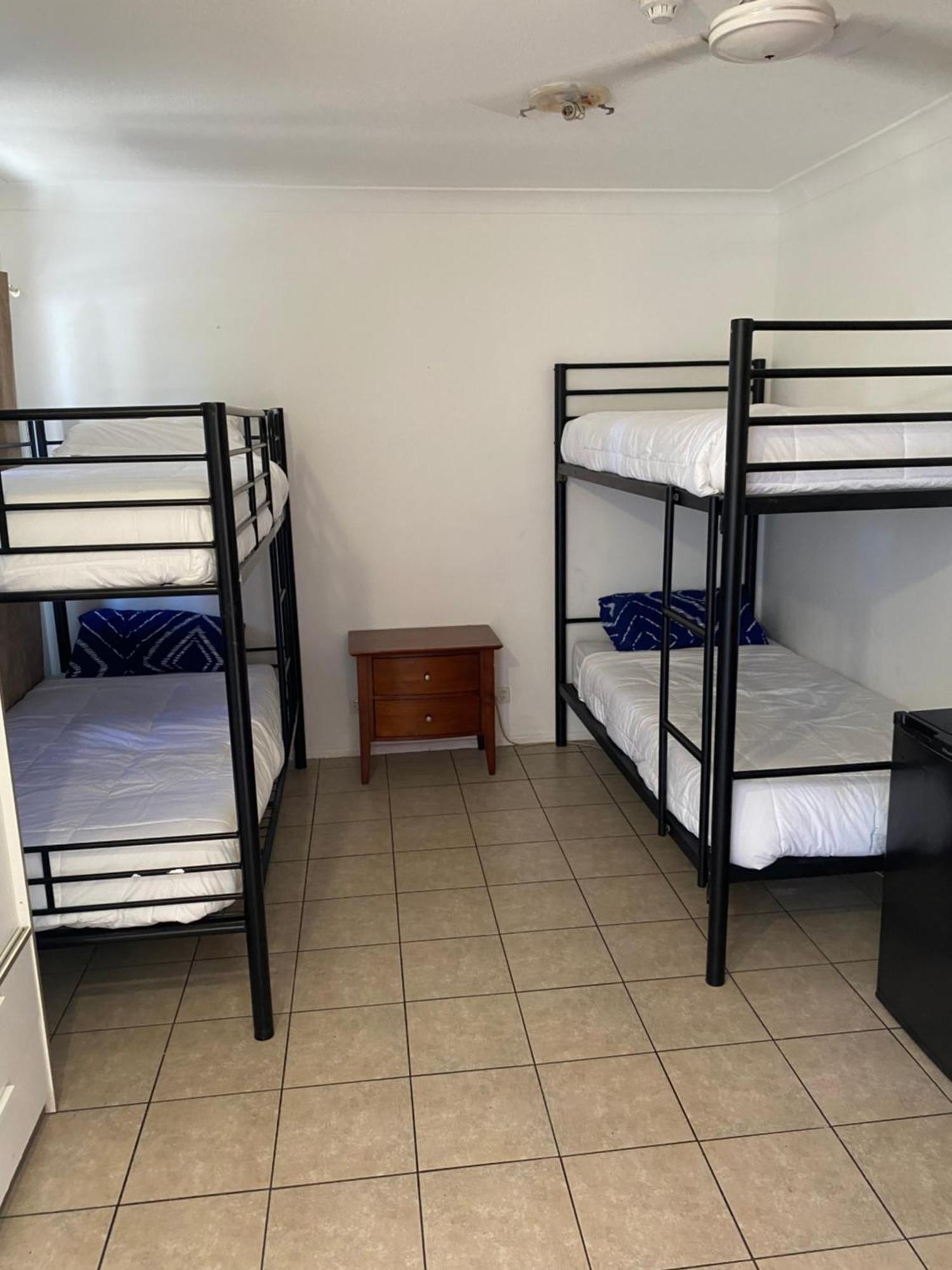 Arrival Lodge Hostel Accommodation Gold Coast Ngoại thất bức ảnh