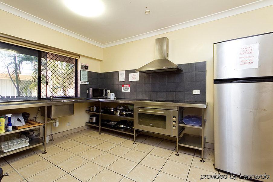 Arrival Lodge Hostel Accommodation Gold Coast Ngoại thất bức ảnh