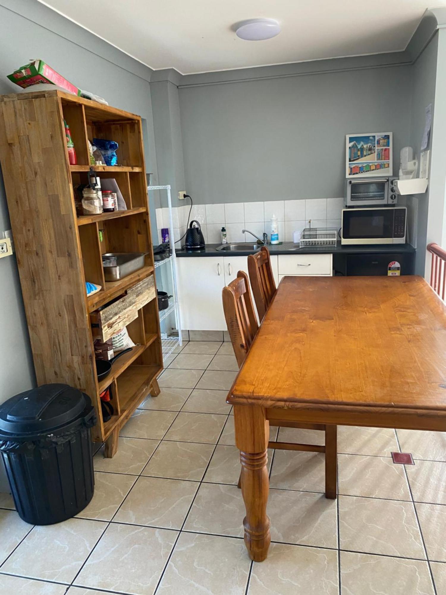Arrival Lodge Hostel Accommodation Gold Coast Ngoại thất bức ảnh