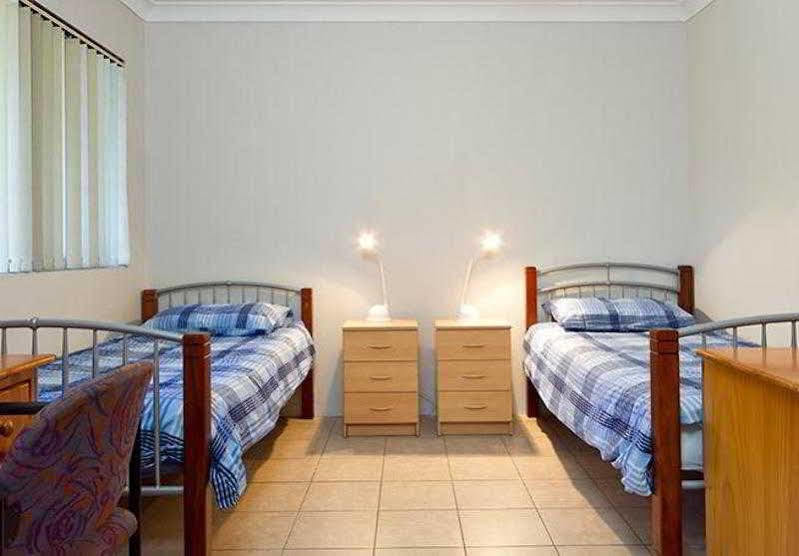 Arrival Lodge Hostel Accommodation Gold Coast Ngoại thất bức ảnh